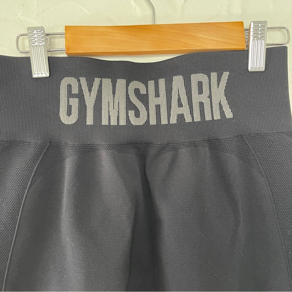 Gymshark Flex Seamless Cycling Shorts. Black. Size Large - Picture 4 of 6
